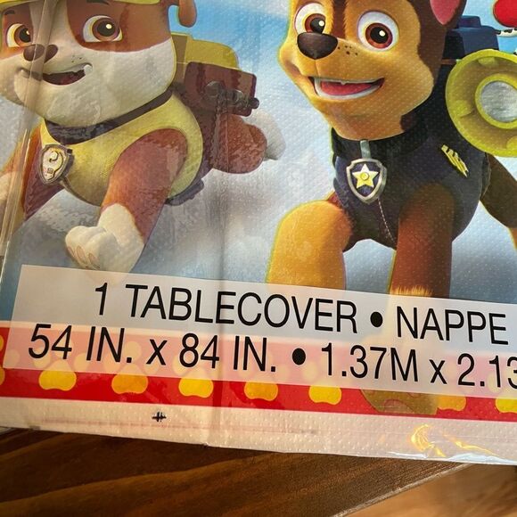 Paw Patrol New Party Table Cloths 54x81 inches Set of 5! - Picture 6 of 9